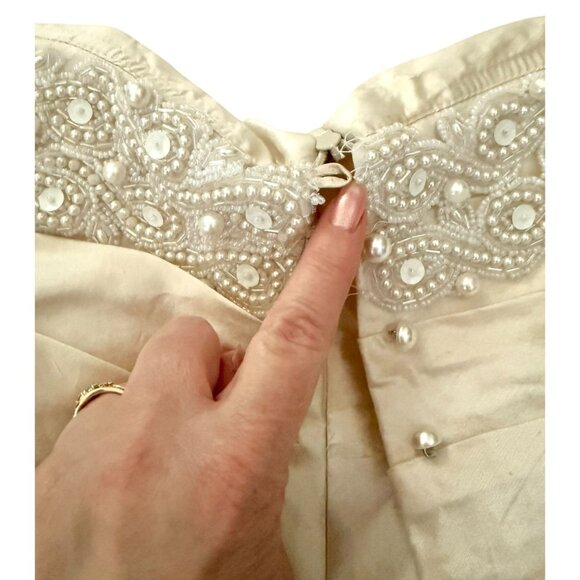 Vintage Watters and Watters Bridal Dress and Veil Set Size 12 Off Shoulder Silk - Picture 10 of 16